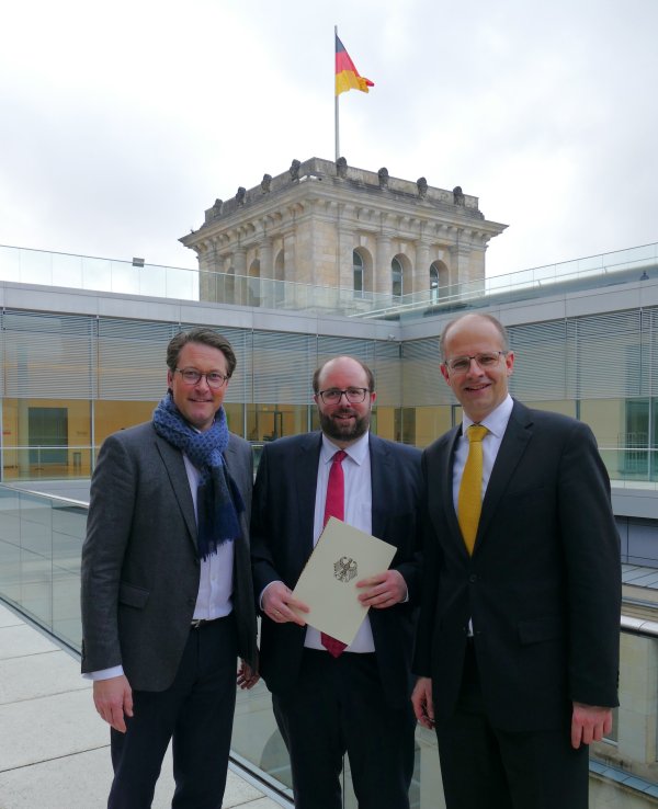 BM Scheuer Bgm Kübel MdB Brand Förderbescheidübergabe (2).jpg