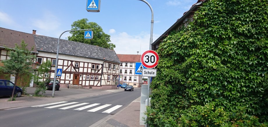 Geschwindigkeitsbeschränkung Fuldaer Straße.jpg